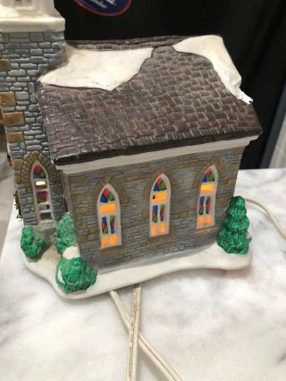 Christmas Valley Collectible 1998 Light Up Brick Church
