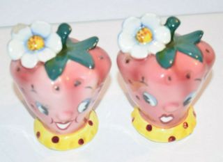 Vintage Py Anthropomorphic Smiley Strawberry Heads Salt & Pepper Shakers (japan)