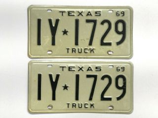 Texas Truck License Plates Pair,  1969 Iy - 1729