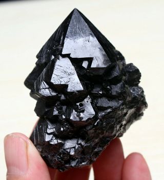 114g Rare Natural Black Quartz Crystal Cluster Specimen