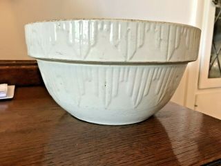 Vintage Large Beige Wide Rim Pottery Stone Ware Kitchen Mixing Bowl