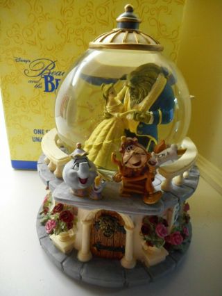 Disney Beauty And The Beast In Rose Garden Snow Globe Musical & Retired Belle