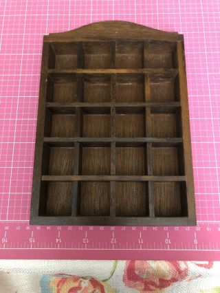 Wooden Thimble Display Case For 20 Thimbles 5.  5 X 8.  5