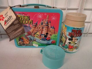 Vintage 1979 Aladdin Walt Disneys Magic Kingdom Metal Lunchbox W/ Thermos Tags