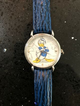 Disney Donald Duck Limited Edition Character Study Watch