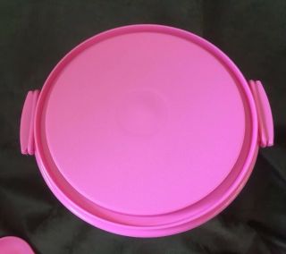 Vintage TUPPERWARE TOYS Child ' s Barbie Mini Cake Carrier Pink Set w/ 4 Plates 4