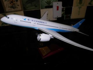 Travel Agent Display Model Aircraft.  Boeing 787 Airliner.  Xiamen Air