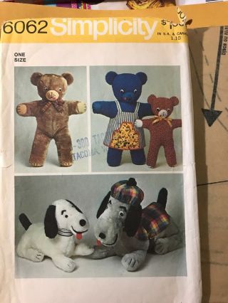 Simplicity 6062 Teddy Bear Snoopy Dog Stuffed Animals Sewing Pattern 16” 24”