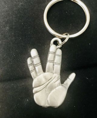 Pewter Star Trek Spock Live Long And Prosper Hand Sign Silver Metal Keychain 15