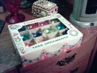 Vintage Boxed Set of 12 Glass Christmas TREE BALLS Ornaments 2