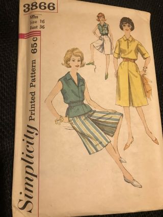 Vintage Simplicity Printed Pattern Size 16 Culottes & Blouse Uncut