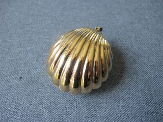 Vintage Golden Metal Shell Shaped Retractable Sewing Measure Tape Inch & Cent