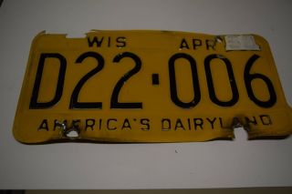 Vintage 1957 W/ 1958 Tab Wisconsin License Plate; D22 006; Antique Auto