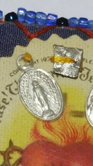 Vintage 1930 ' s Holy Catholic Scapula Virgin Mary beaded with charms 4