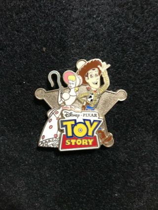 Disney 2009 Soda Fountain Pin 73377 Toy Story Woody And Bo Peep On Badge Le 300