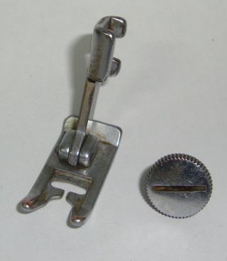 Singer Sewing Machine Slant Presser Foot 172075 & Thumb Screw 401a 500a 503a