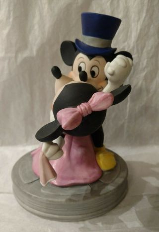 Vintage Disney Mickey & Minnie Mouse Dancing Ceramic Figurine Top Hat Ball 2