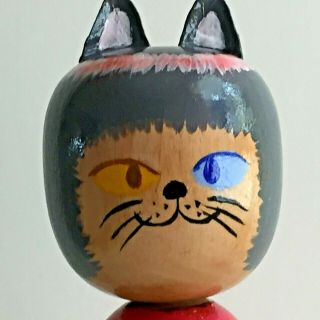 Highly recommended 17cm Cat Kokeshi Studio ShuzSaya Japan No.  21 5
