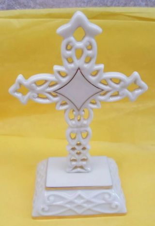 Lenox Cross White Porcelain Standing On Base Hand Crafted 24k Gold Trim