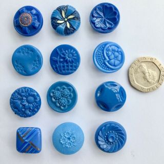 12 x 19mm Vintage Blue Glass Buttons,  1920s to 1950s,  Floral,  Enamelled 4