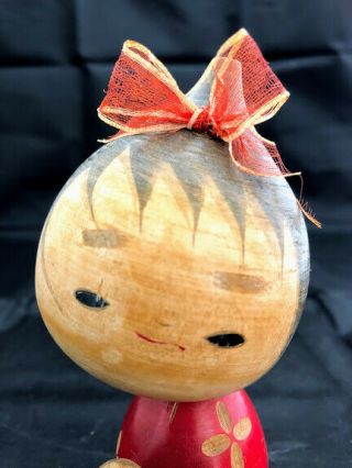 4.  7 inch Cute Japanese Creative Wooden Sitting Girl Kokeshi Doll Red Ribbon 2