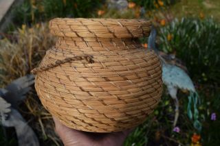 Large Vintage Native American Coushatta Pine Needle Basket W/handle