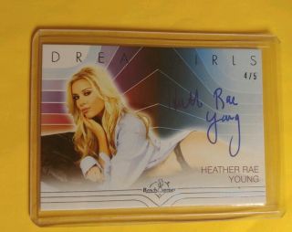 Heather Rae Young Benchwarmer 2016 Dreamgirls Auto (4/5)