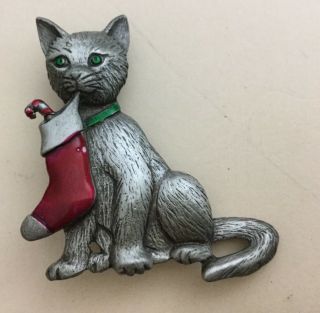 Vintage Jj Christmas Holiday Silver Tone Enameled Cat/stocking Pin B51