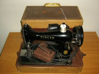 Vintage Singer 99k Sewing Machine With Case 1950 