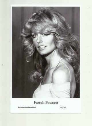 N494) Farrah Fawcett Swiftsure (352/49) Photo Postcard Film Star Pin Up