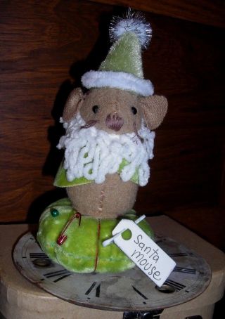 Fabric Santa Mouse Sitting On A Tuff Made By Prim Penny