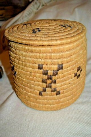 Alaskan Inuit Indian Lidded Coil Basket Seal Gut Design Native American Pre - 1950