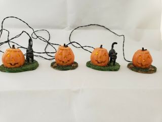Lemax Spooky Town - Lighted Pumpkins With Black Cats