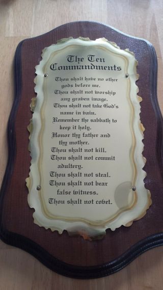 " The Ten Commandments " Wall Hanging Plaque Brass Wood Vintage 10 " X 19 "