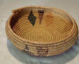 Vintage Native American Indian Navajo Basket 11x4