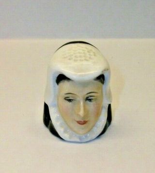 A Francesca Hand Painted Character Head Bone China Thimble - - Ann Hathaway - -