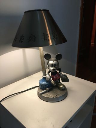 Disney Hampton Bay 2002 Table Lamp With Metal Shade Mickey Mouse At The Ink Well