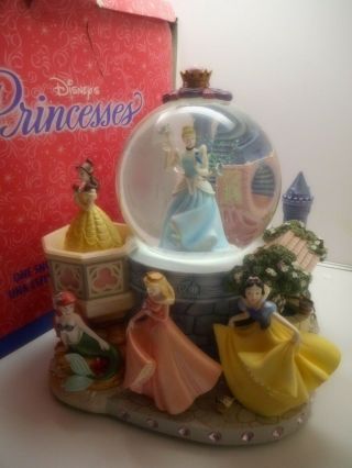 Disney 5 Princesses Snow Globe Cinderella,  Ariel,  Aurora,  Belle & Snow White