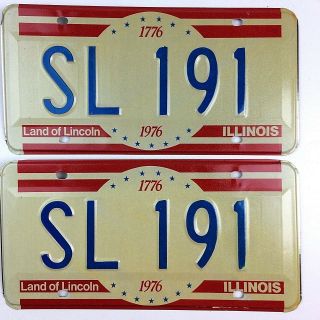 Illinois 1976 Pair Old License Plate Garage Bicentennial Car Set Man Cave Tags