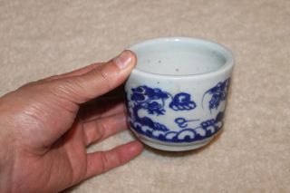 Antique Chinese Blue And White Porcelain Incense Burner:2 - 3/4 " H X 3 - 5/8 " D