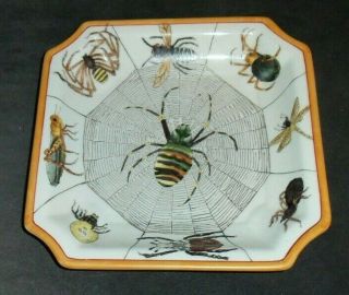Chinese Export Bowl With Spiders & Web,  Bees,  Crickets,  Dragonfly,  Beetles