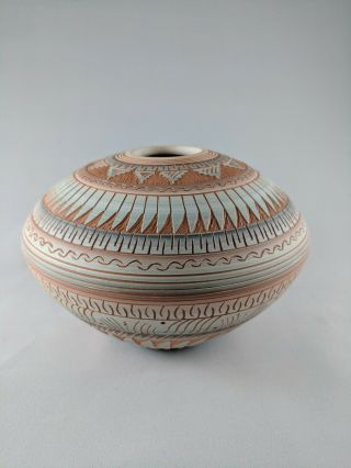 6 " Native American Navajo Pottery Hand Made Vase Pot Signed By Hilda Whitegoat