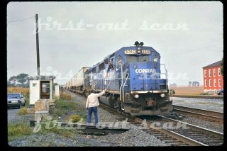 Slide - Conrail Cr 3310 Grabbing Orders At Tbs Lyons Pa October 1997