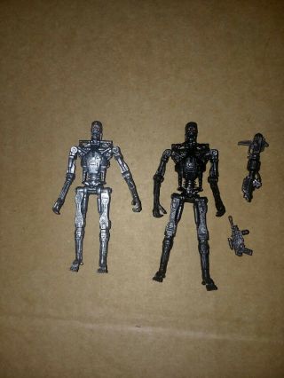 Terminator T - 800 Endoskeleton 1:18 Scale Set Of 2