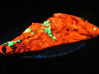 Fluorescent Mineral Rock Franklin Calcite Willemite A46