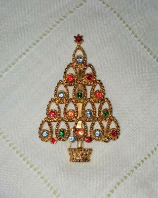 Vintage Rhinestone Christmas Tree Pin Jeweled Gold Tone Beatrix Mid Century 1960