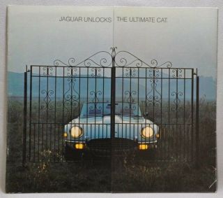 Jaguar 1971 - 1972 V12 E - Type Brochure