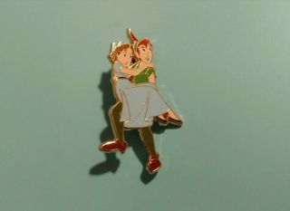 Disney Peter Pan And Wendy Darling Le 15 Fantasy Pin