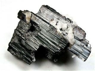 Minerals : Hubnerite Crystals On All Sides With Some Quartz Crystals From Peru