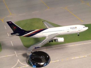 Thai International Airways Airbus A300 Hs - Tat 1/400 Scale Model Aeroclassics